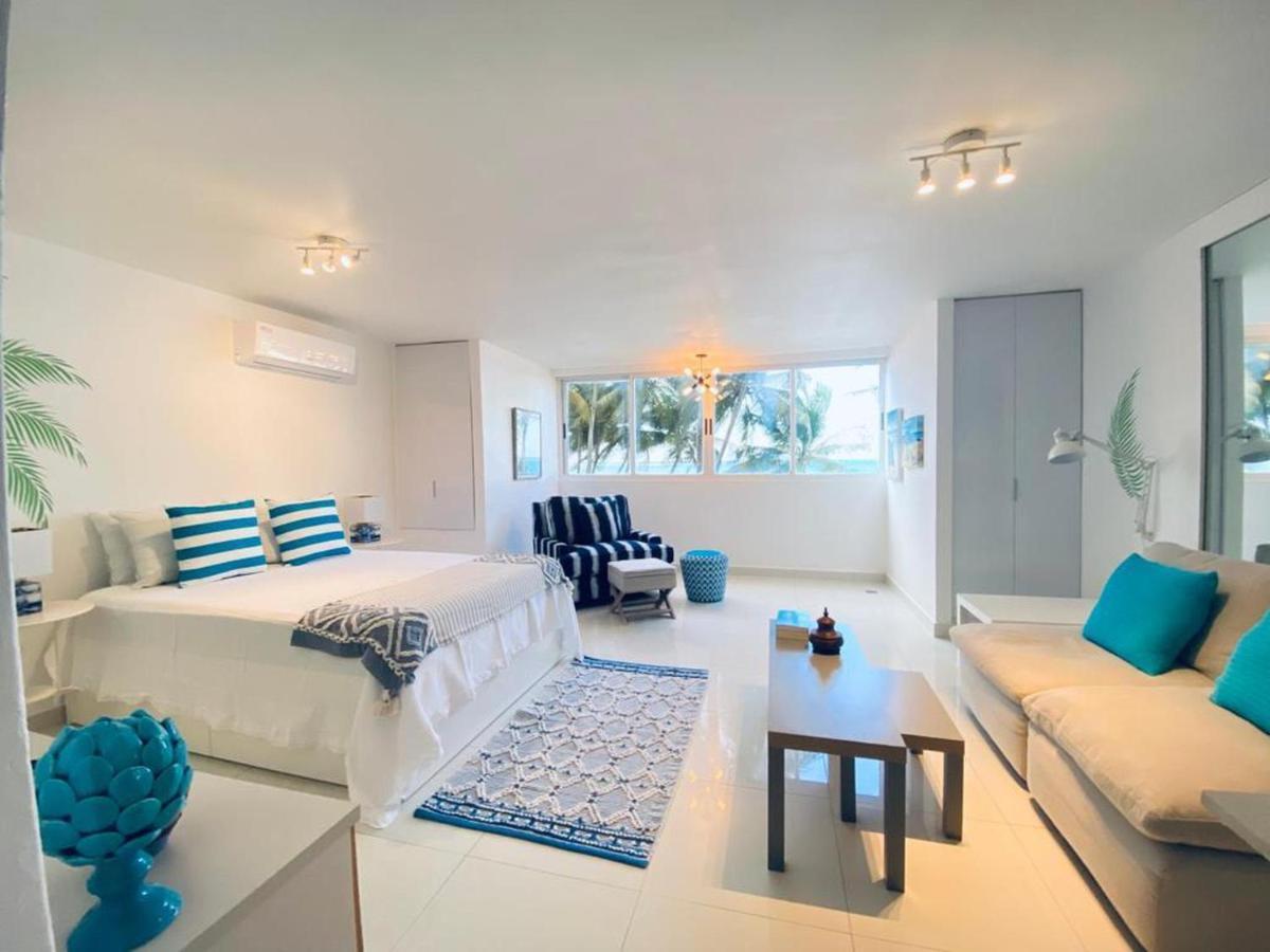 Kasa Las Palmas Ocean View Beachfront Condo Pool San Juan Exterior foto